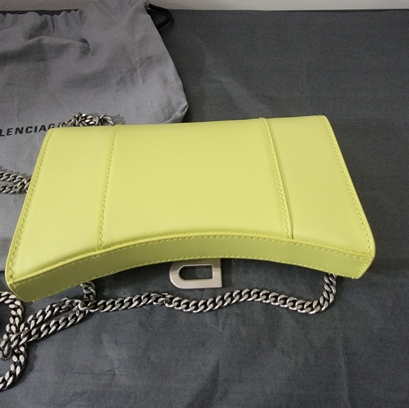NWT Balenciaga hourglass wallet on chain crossbody bag mini - Picture 3 of 6